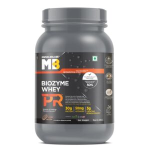 MuscleBlaze Biozyme Whey Protein PR with 30g Protein, 3g Creatine Monohydrate & 50mg AstraGin® (Cookies & Cream, 1kg / 2.2lbs) | Trustified Gold Certified